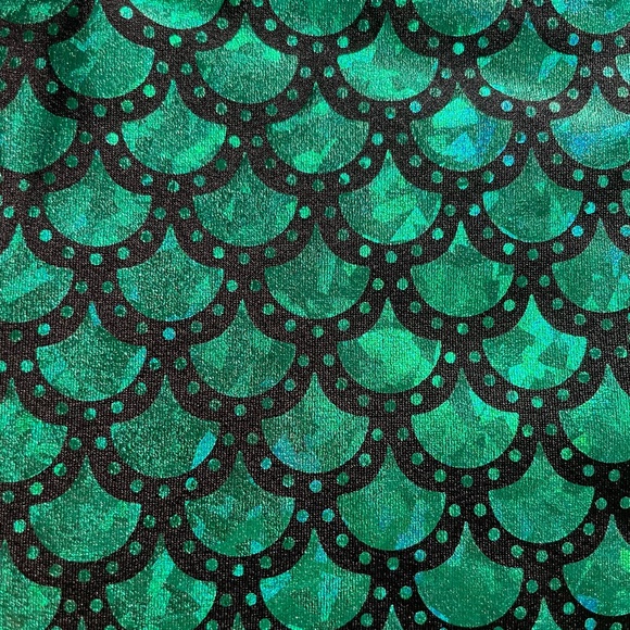 Green Mermaid or Dragon Scales Metallic Mini Skirt - Picture 5 of 5